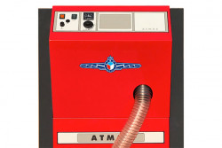 ATMOS D 20 PX automatick kotol na pelety - ovldac panel a pripojovacia hadica do dopravnka.